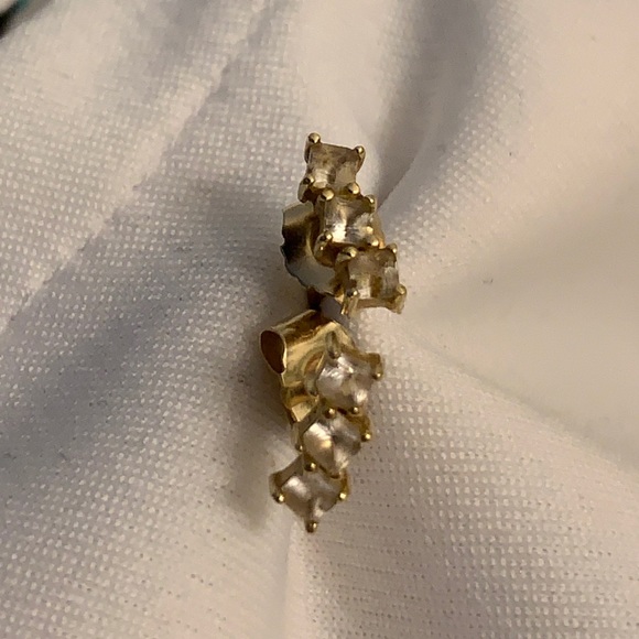 Mejuri 14k Gold Topaz Bar Studs - Picture 8 of 10